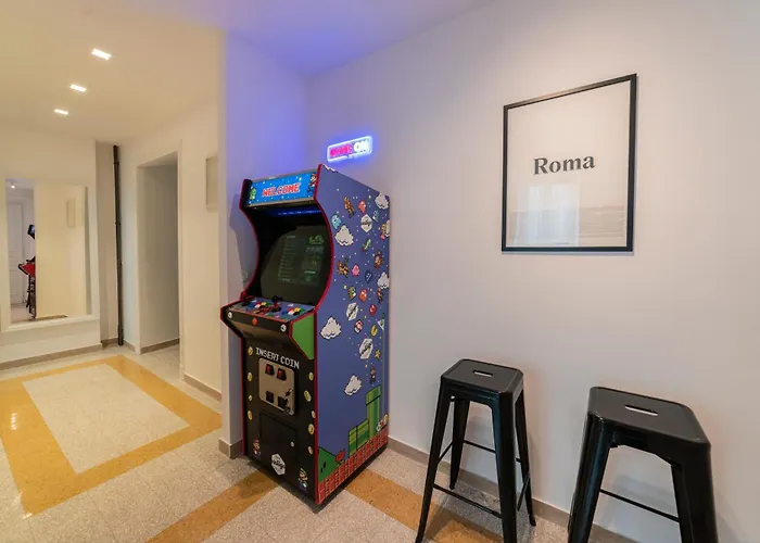 Vintage Giuliana Apartment